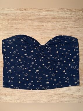 blue crop top with stars